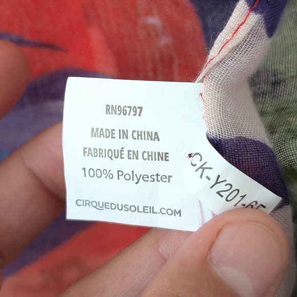 NWT Cirque Du Soleil's Luzia Show Collector Scarf - Picture 9 of 9